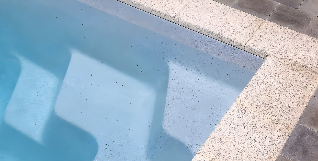 A Freedom Pools Entertainer 4 swimming pool