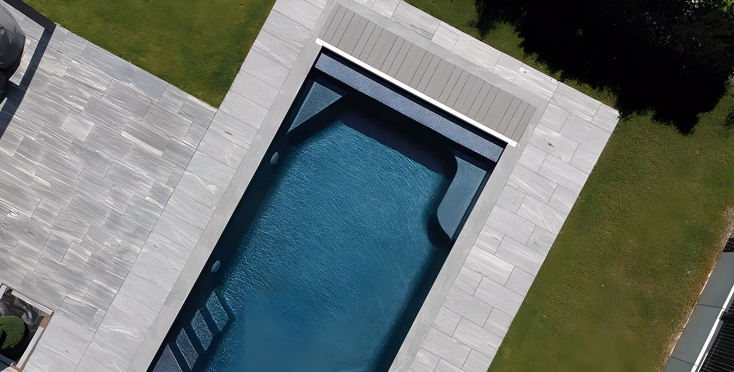 Басейн Freedom Pools, модел Platinum 8 Autocover